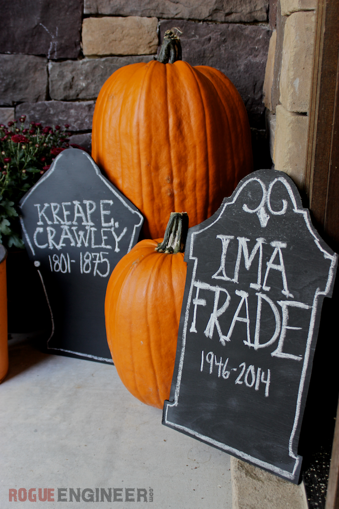 DIY Chalkboard tombstone | Free Template