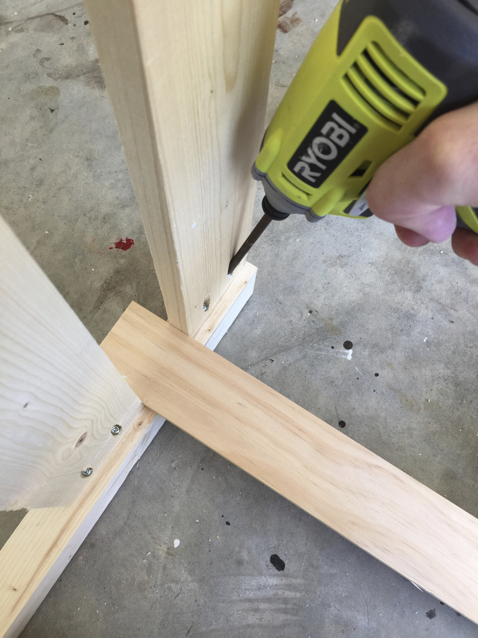 DIY Toddler Bed Rail | Step 1 | screwing