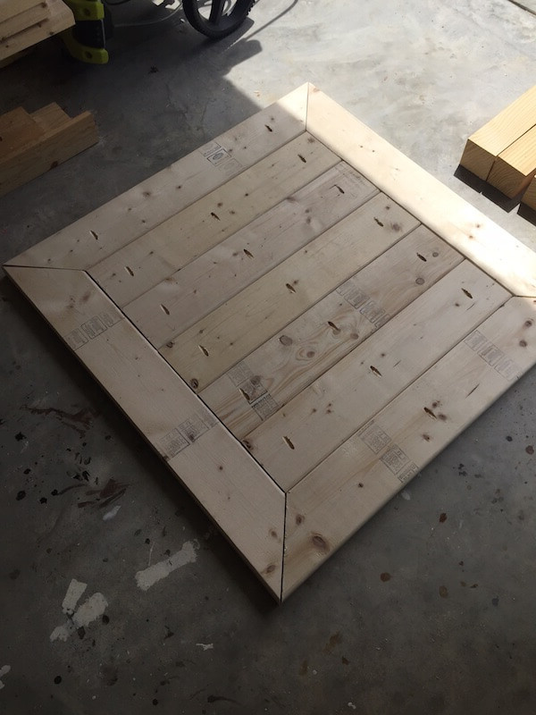 Square Coffee Table W Planked Top Free Diy Plans