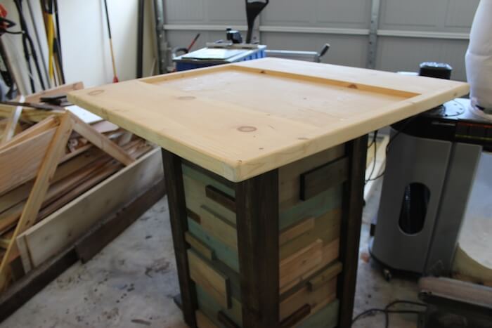 2x4 pub table