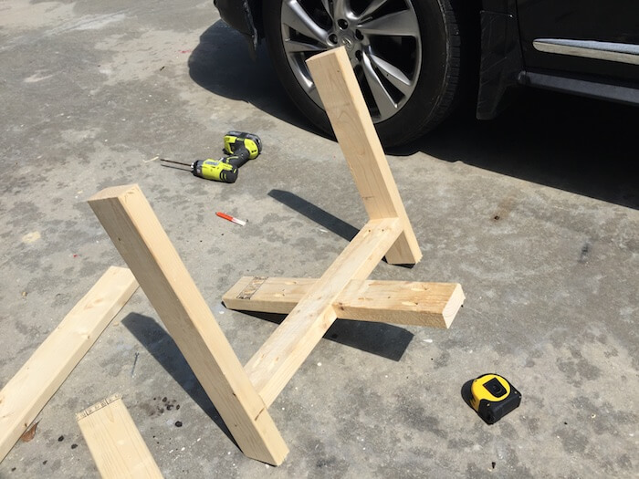 DIY Party Bucket Table - Step 5