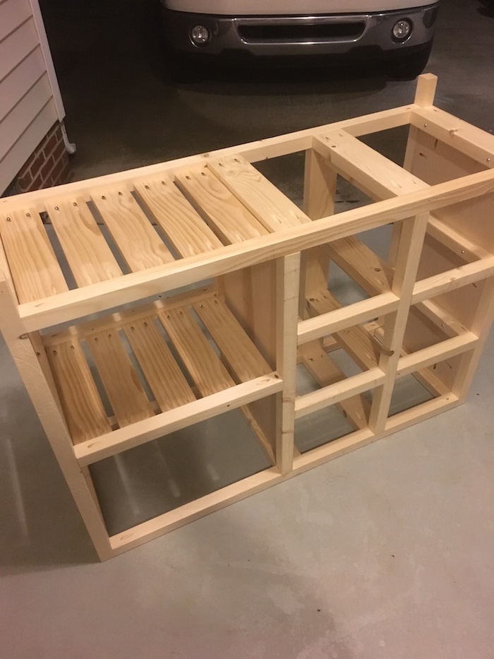 How to Build a Rabbit Grooming Table