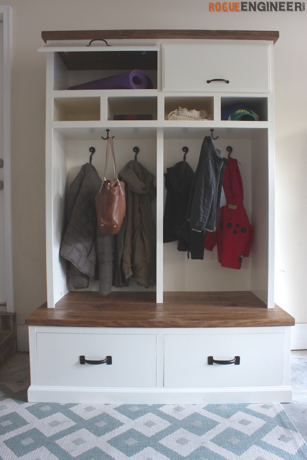 Mudroom Lockers With Bench Free Diy Plans