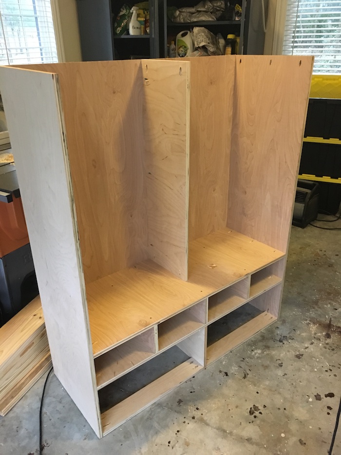 Mudroom Lockers with Bench { Free DIY Plans }