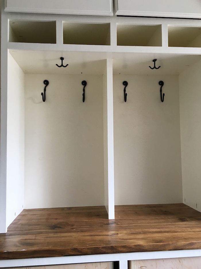 Mudroom Lockers with Bench Free DIY Plans 