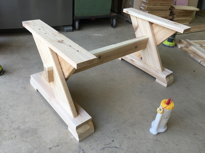 DIY Outdoor Coffee Table Plans - Rogue Engineer 8
