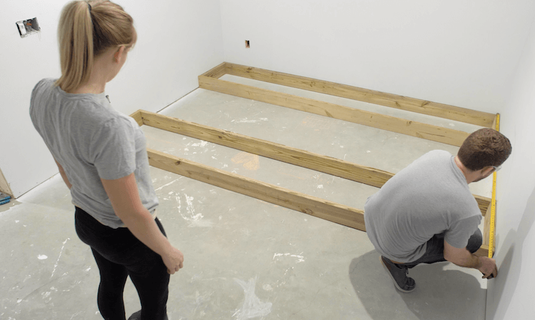 How to build a theater riser Step 1