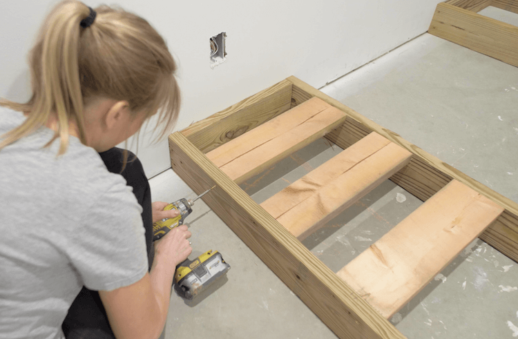 How to build a theater riser Step 3