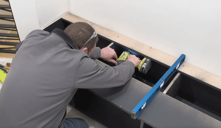 DIY Mudroom Bench 23