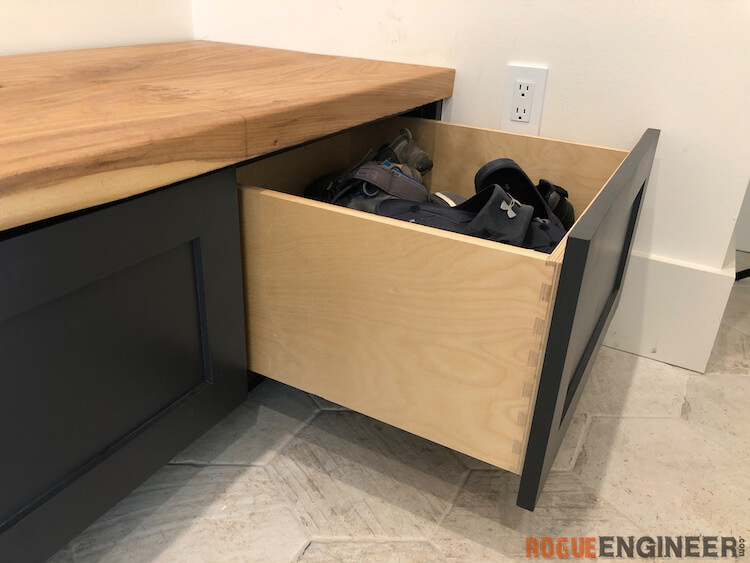 Mudroom bench with online storage