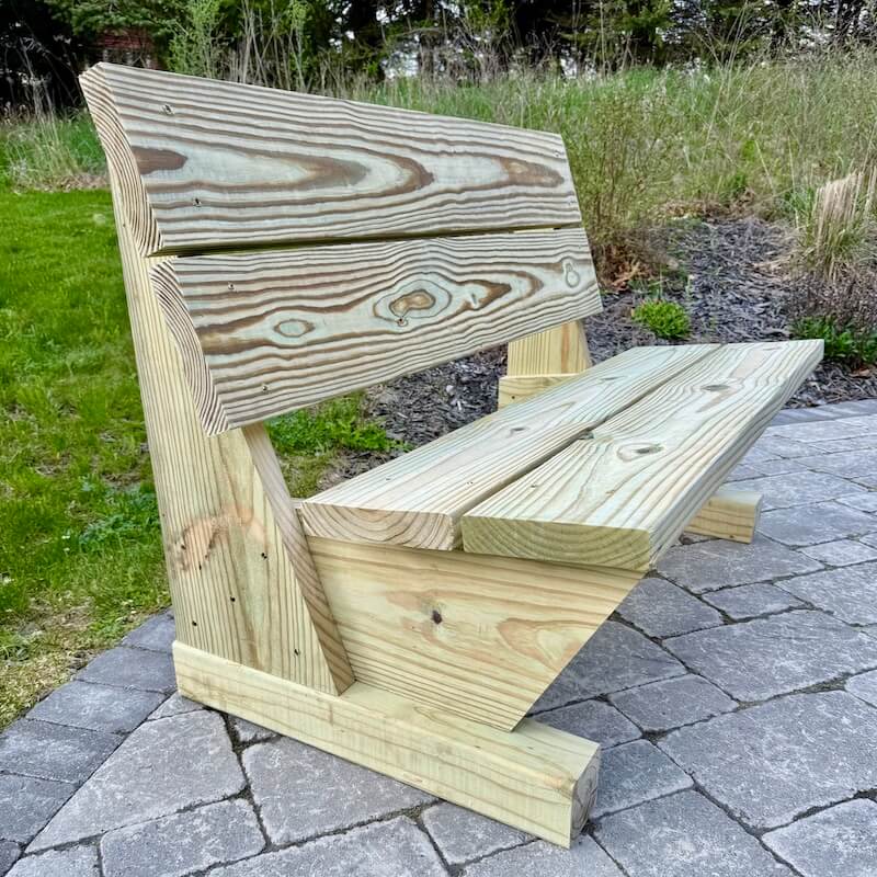 DIY Outdoor Bench