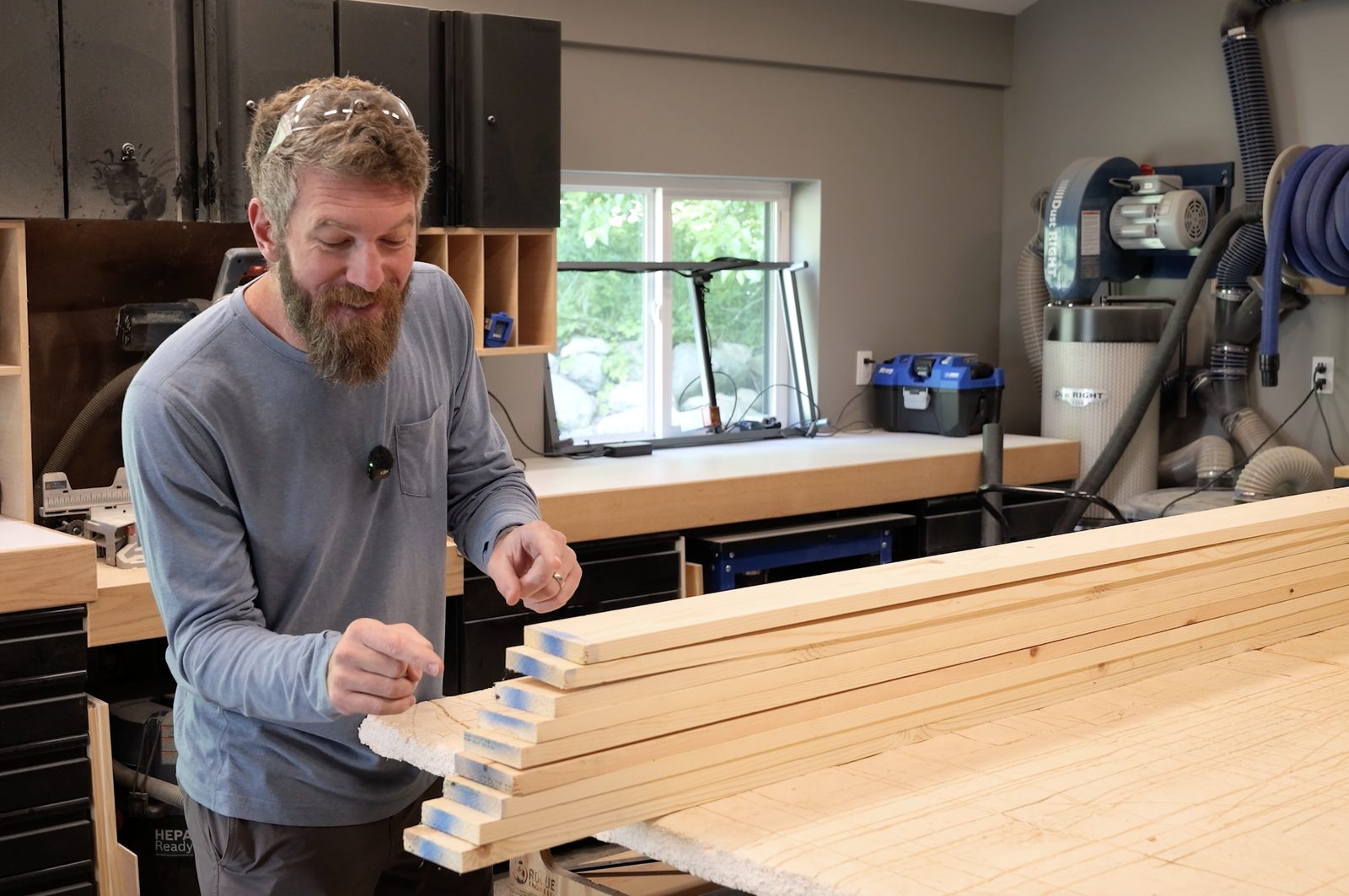 Nine 1x4 boards and the tools for the garden bench build