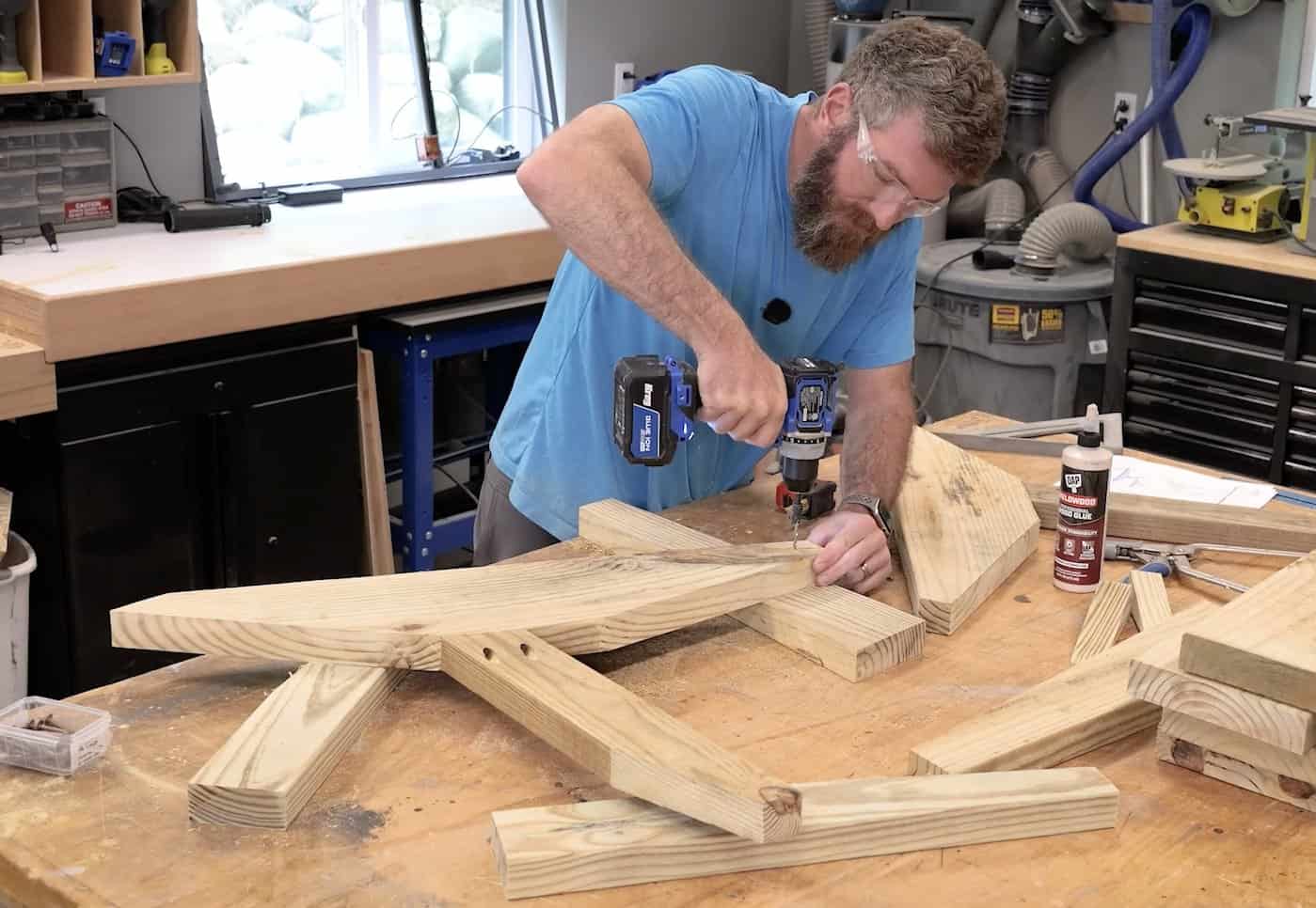 Fastening the front leg to the back leg assembly