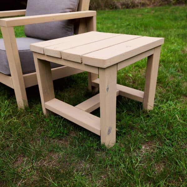 DIY outdoor side table