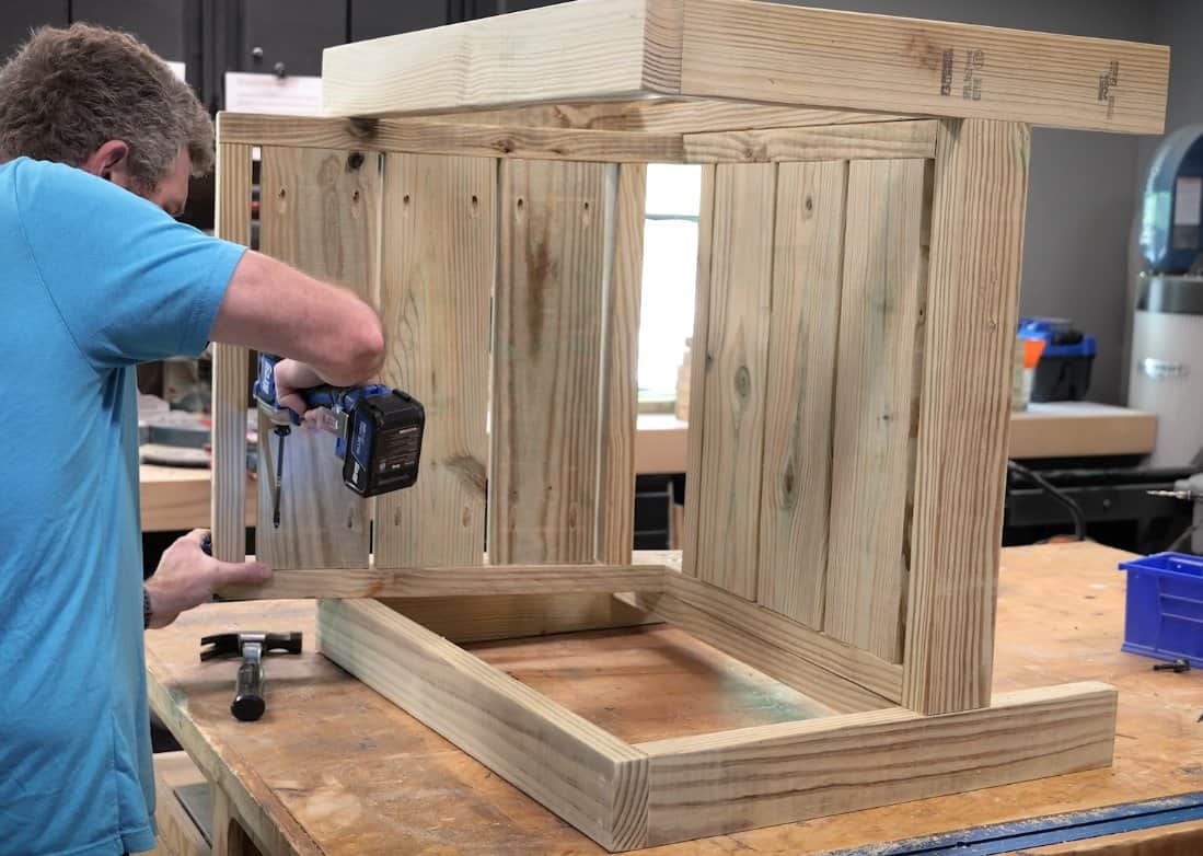 Installing 2x6 slats on a DIY outdoor chair frame