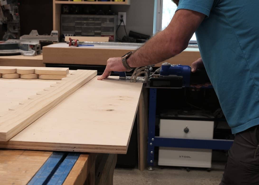 Cutting loose tenon mortises in a table apron with the Kreg Edge
